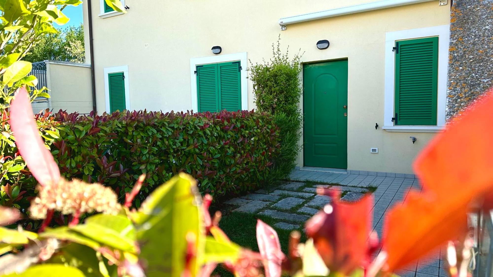 Appartamento M216 - Marcelli, bilocale con giardino a 200mt dal mare Esterno foto